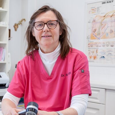 Dr. med. Beate Hüttl